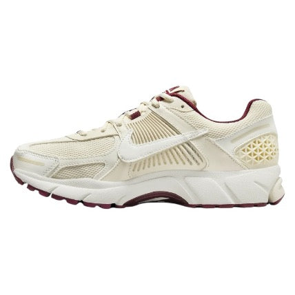 Nike Zoom Vomero 5 “Valentine’s Day”
