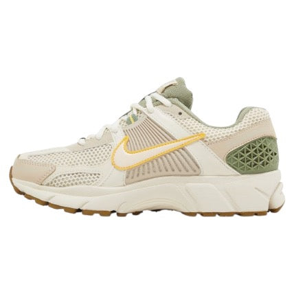 Nike Zoom Vomero 5 Sail Laser Orange Medium Olive