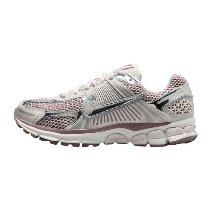 Nike Zoom Vomero 5 “Platinum Violet”