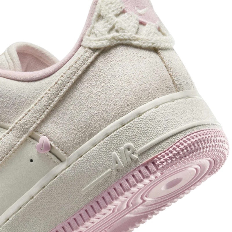 Air Force 1 Low “Valentine’s Day”