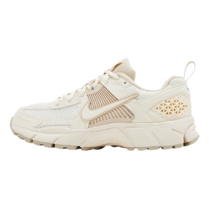 Nike Zoom Vomero 5 Beige