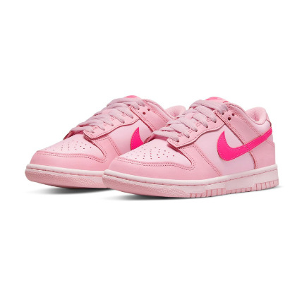 Nike Dunk Low Triple pink
