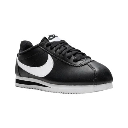 Nike Cortez “Black / White”